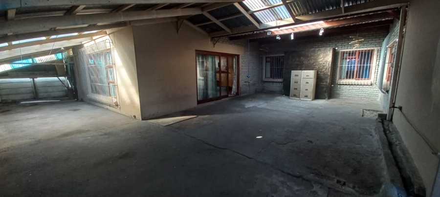 4 Bedroom Property for Sale in Retreat Western Cape
